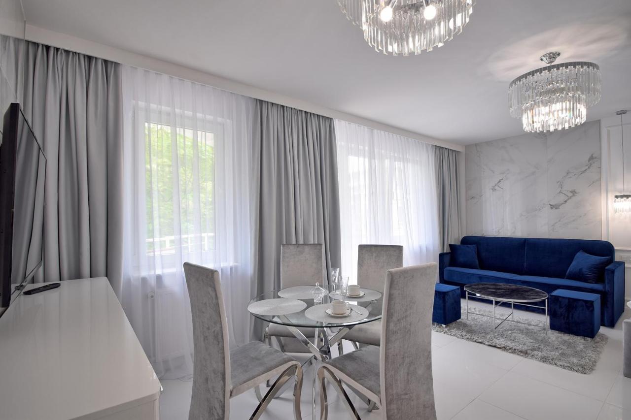 Crystal Apartament 80M Od Plazy, Przy Latarni Morskiej Apartment โควอบเซก ภายนอก รูปภาพ